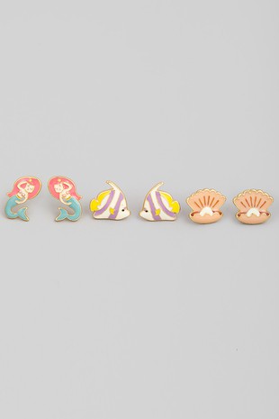 Theme Earrings Set.